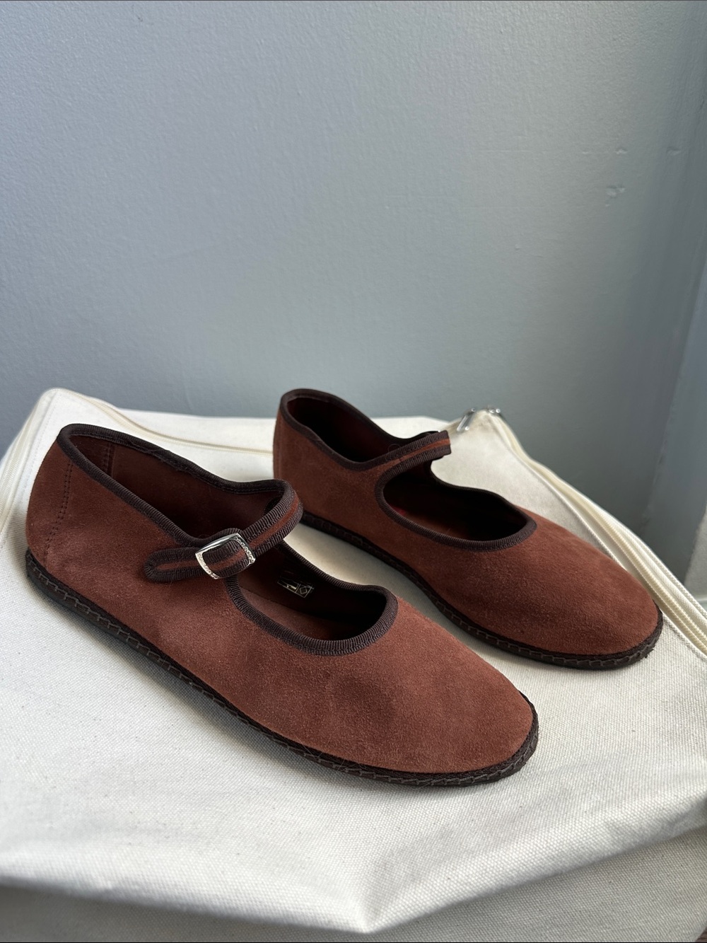 Vibi Venezia brown Mary Jane suede flats